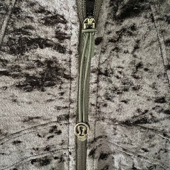 Lululemon Women's Define Velour Jacket 4 Black Full Zip Athleisure - Picture 8 of 13